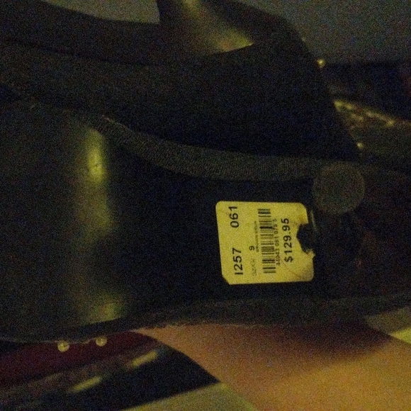 Boots in Jeans - Picture 2 of 2